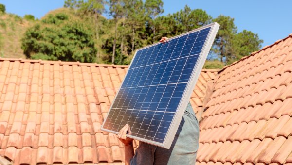 Panneaux photovoltaïques à Aubry-du-Hainaut